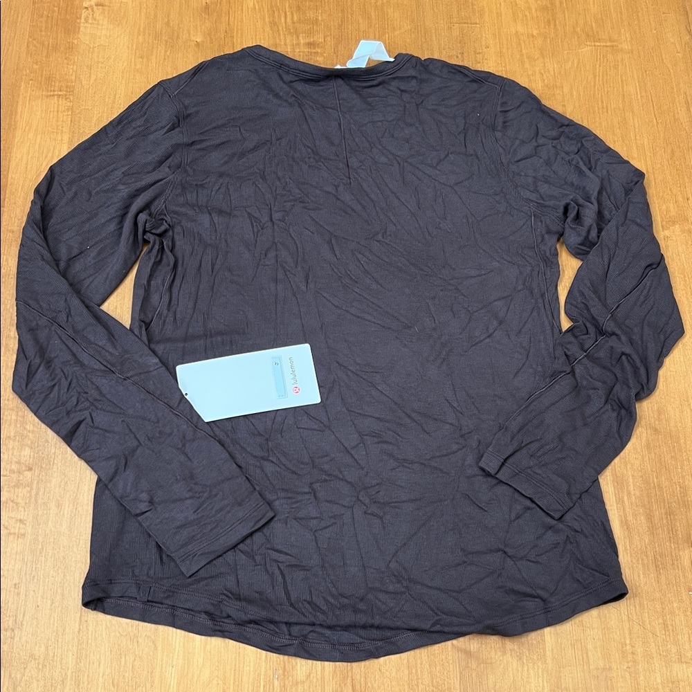 Hold Tight Long Sleeve - Picture 3 of 3